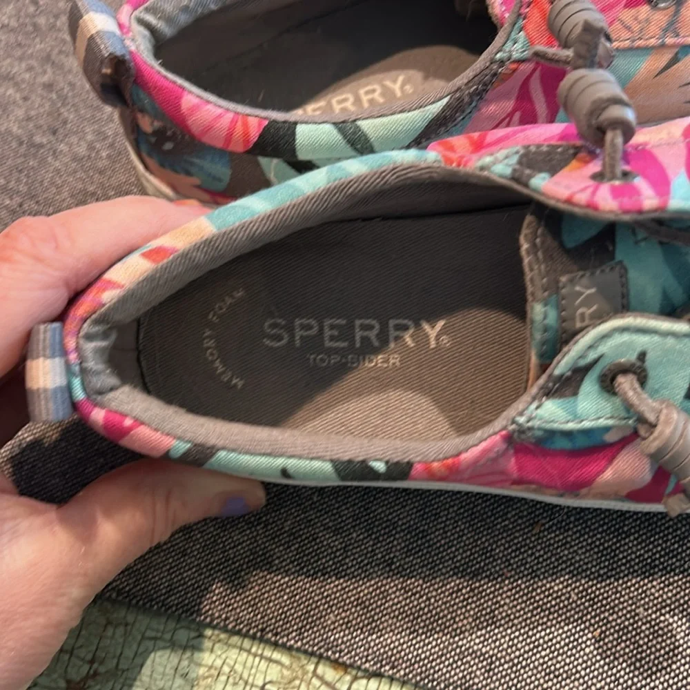 Sperry® Pier Wave Floral CVO Sneakers Size 7